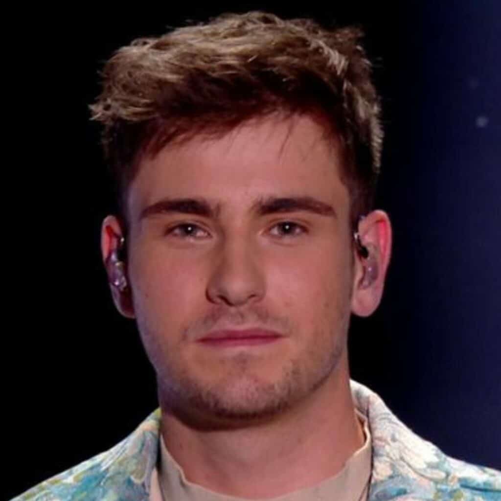 Star Academy : l'attitude de Julien au sein du château critiquée par les internautes