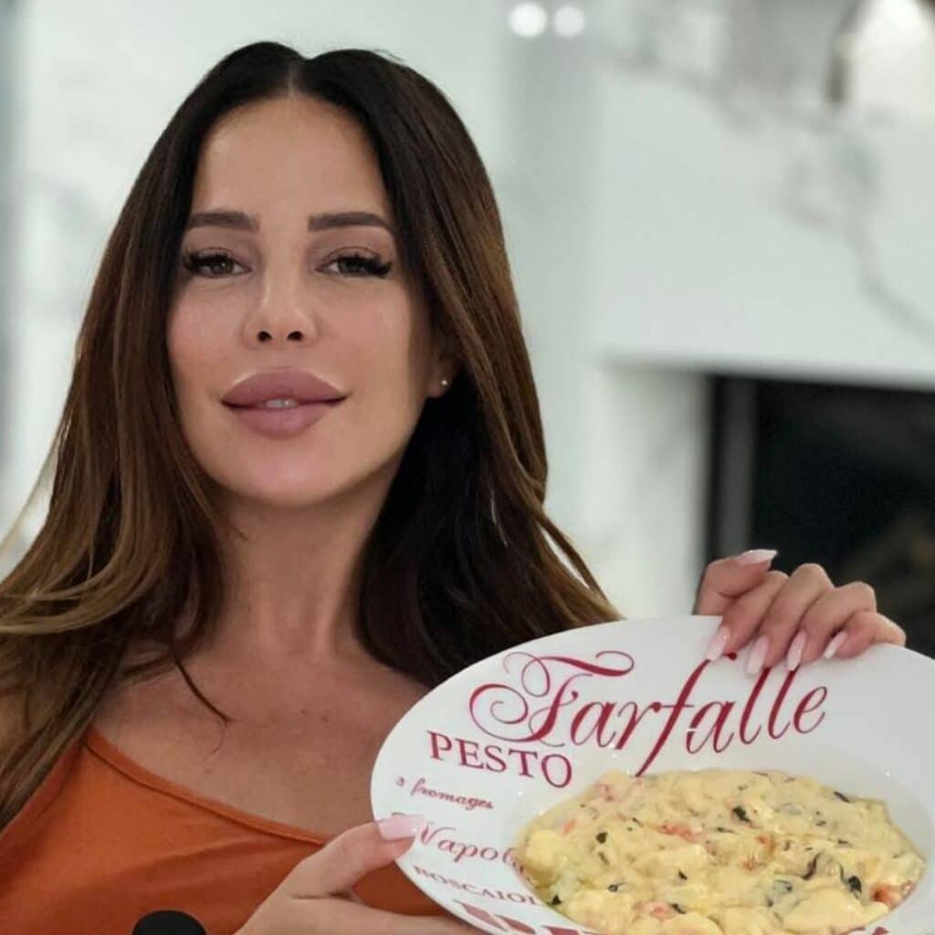 "C'était atroce…" : Kim Glow traumatisée par son accouchement, elle raconte