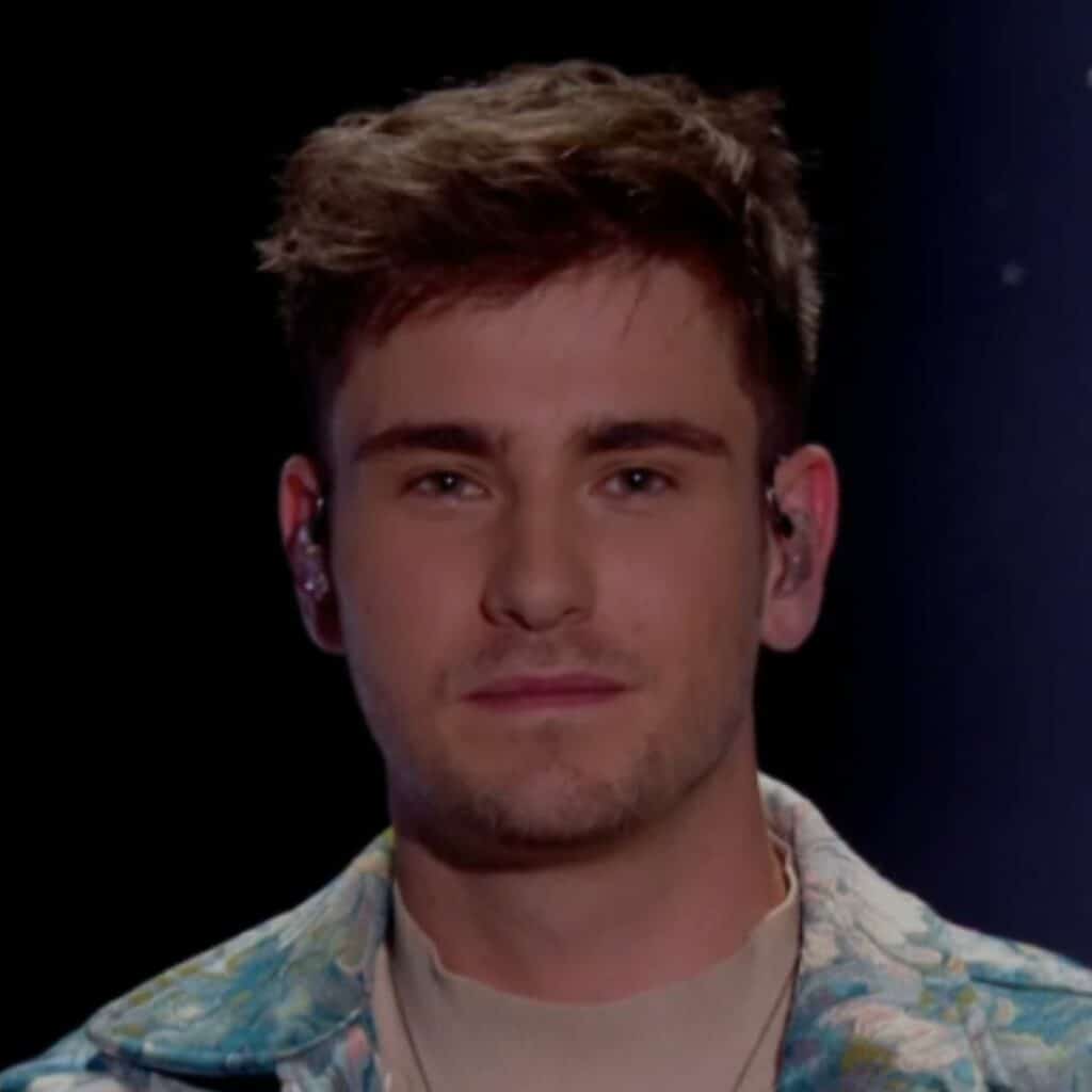 Star Academy : Julien en couple, les internautes déçus de voir sa petite amie dans le public