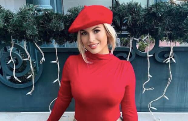 Carla Moreau : de nouveau en couple, elle officialise avec un tendre baiser