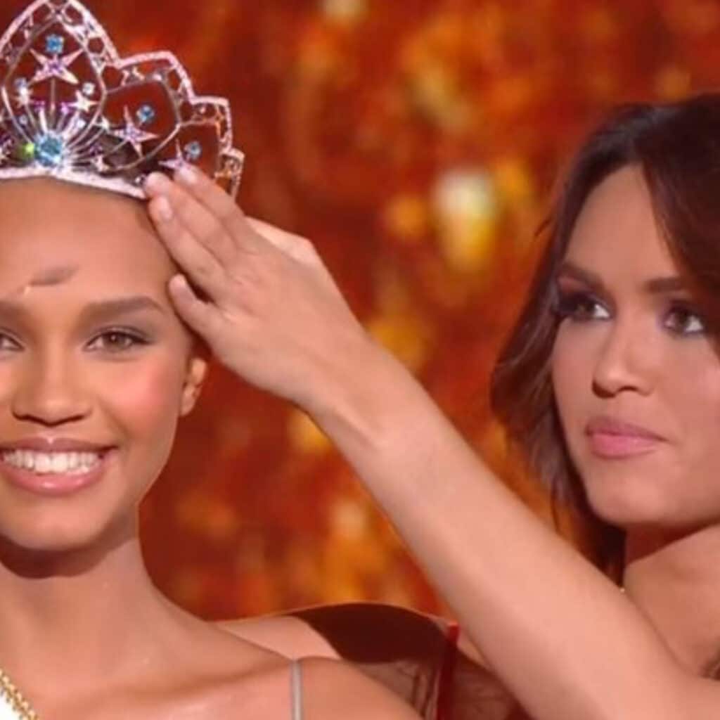 Miss France : deux Miss filmées seins nus à leur insu, le groupe TF1 condamné