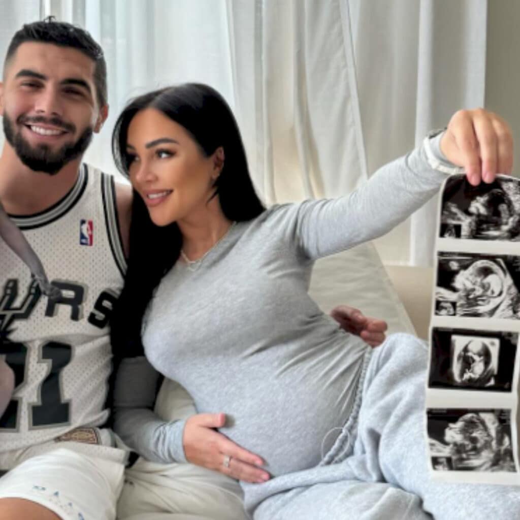 Fidji Ruiz : elle attend son premier enfant avec son mari Anas Benturquia