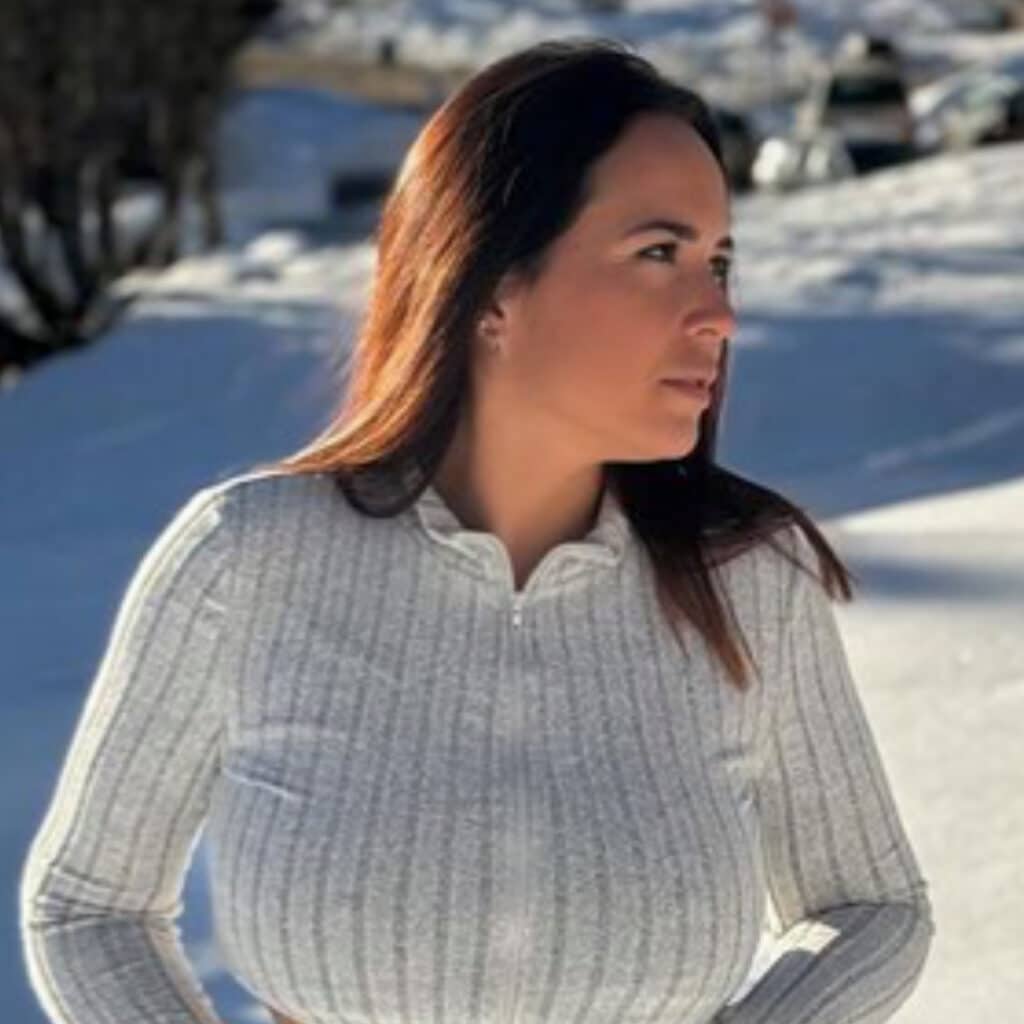 Kelly Hélard (Mamans et Célèbres) : très amincie, les internautes ne la reconnaissent plus