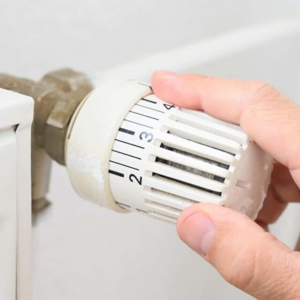 Pourquoi éteindre votre chauffage quand vous êtes absent de votre domicile est une fausse bonne idée