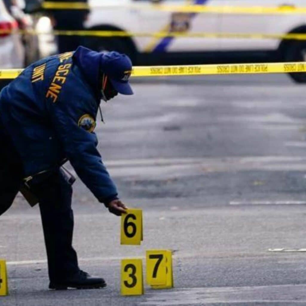 États-Unis : il massacre sa belle-famille déguisé en Père-Noël