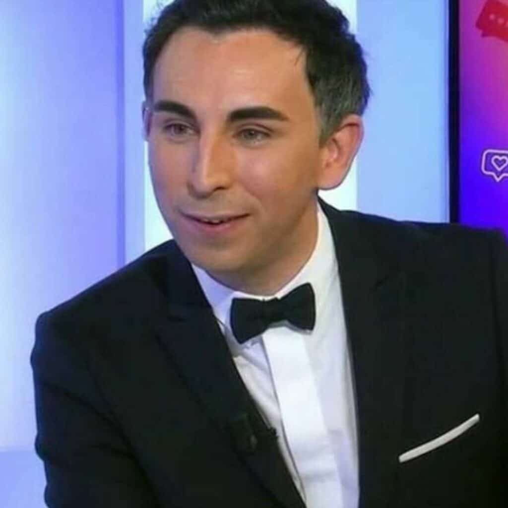 "Ça me complexe" : Jordan Deluxe se confie sur son salaire d’animateur sur C8