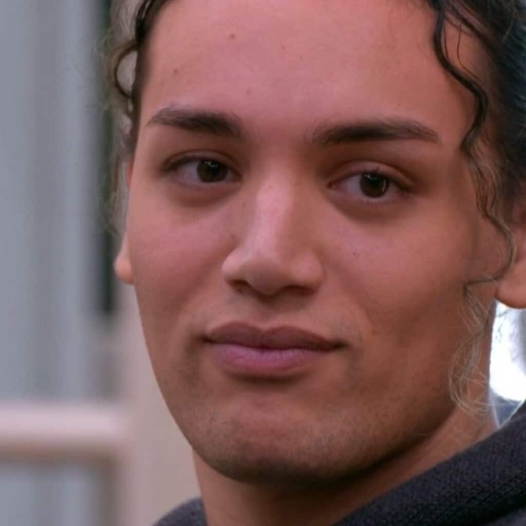 Star Academy : Djebril explique pourquoi il ne souhaite pas téléphoner à sa famille durant l'aventure
