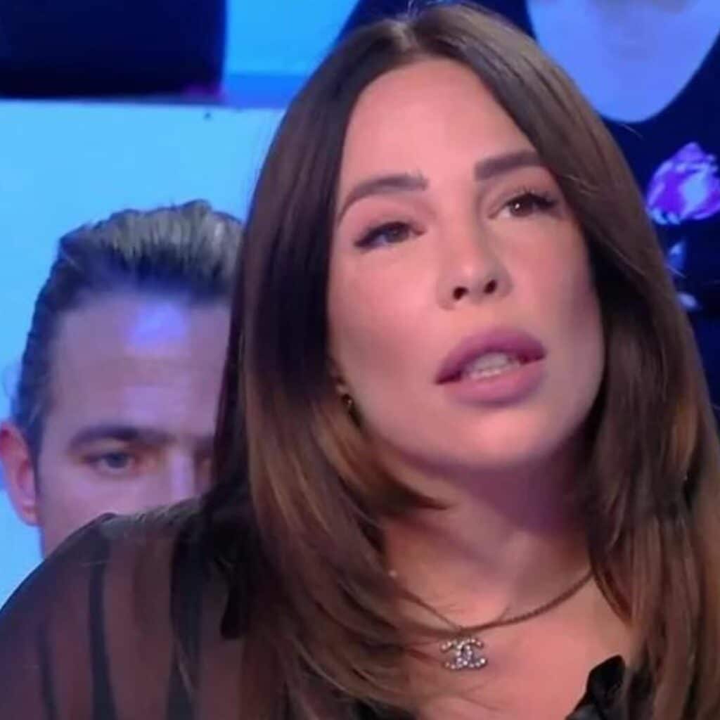 Kim Glow : accusée d'utiliser sa fille pour se faire de l'argent, elle prend la parole