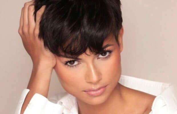 Ève Gilles : le métier qu’elle exerçait avant de devenir Miss France interpelle les internautes Ève Gilles : le métier qu’elle exerçait avant de devenir Miss France interpelle les internautes