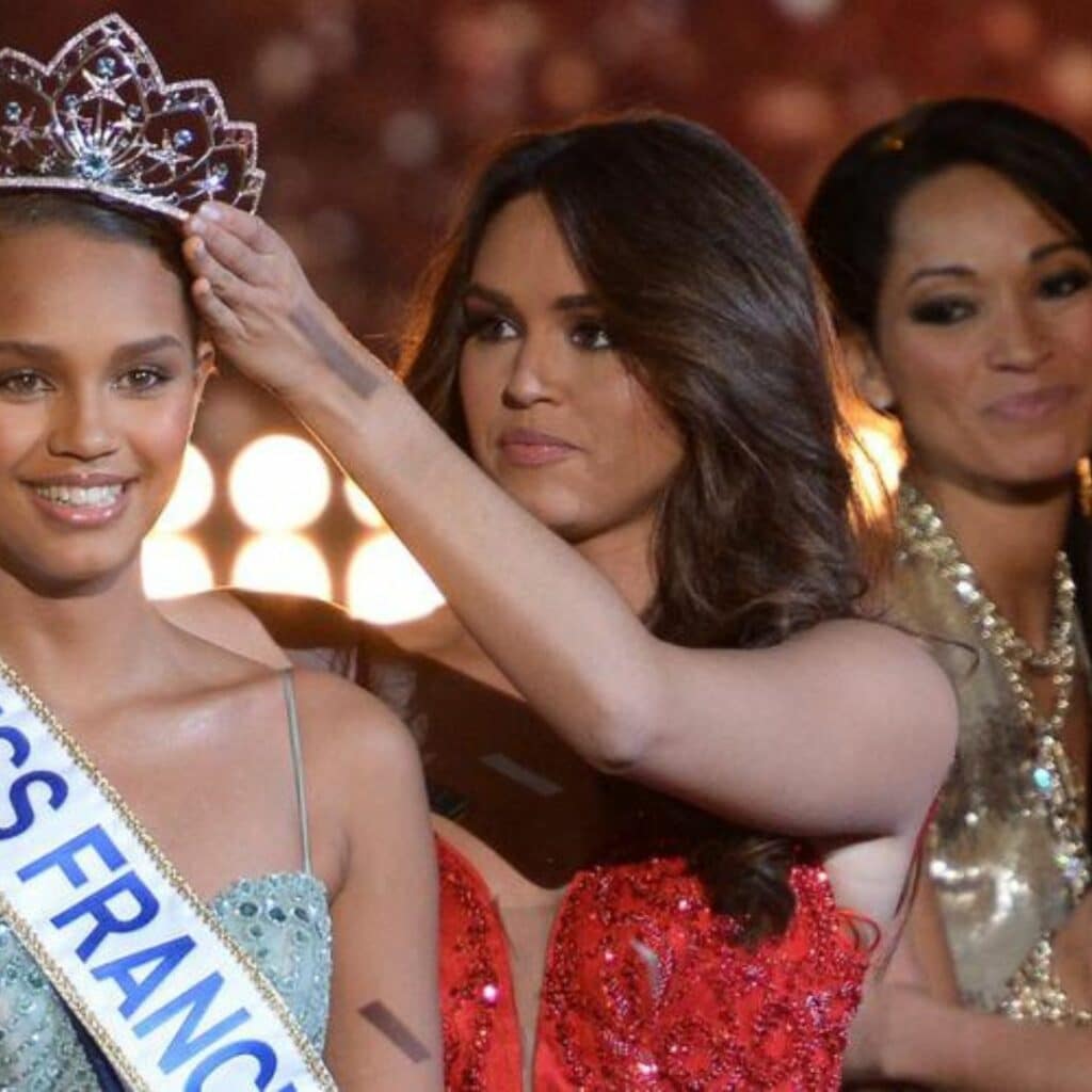Que se passe-t-il si une Miss France tombe enceinte pendant son règne ?