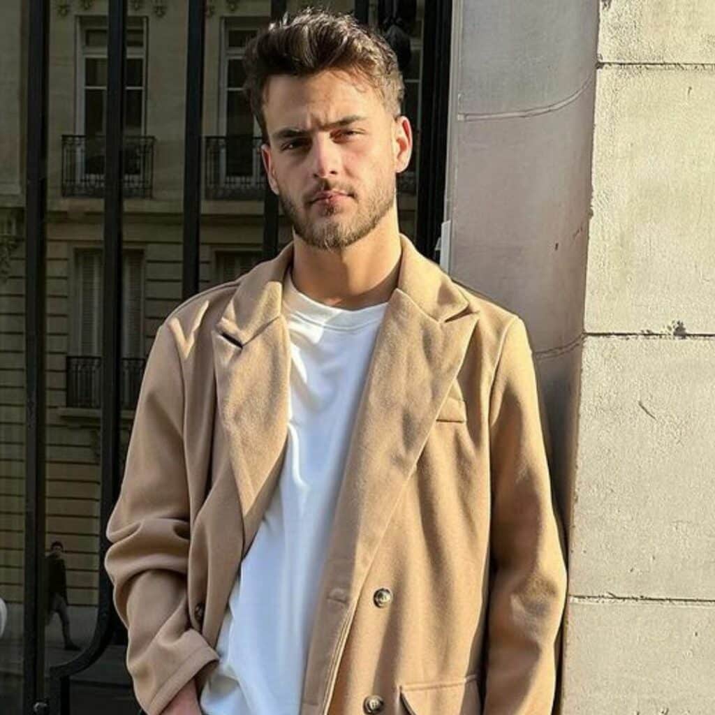 Simon Castaldi : en couple avec une sportive française ? Les internautes en sont sûrs