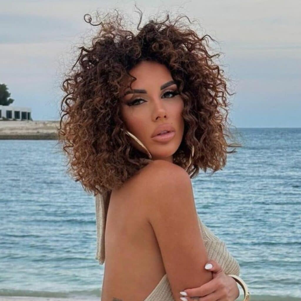 Laura Lempika déprimée : elle explique pourquoi elle n’a pas fêté le Nouvel An