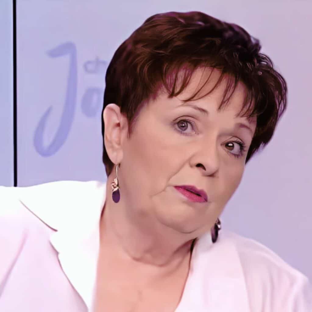 "Il me met la b... dans la main" : Fabienne Thibeault révèle avoir été agressée sexuellement