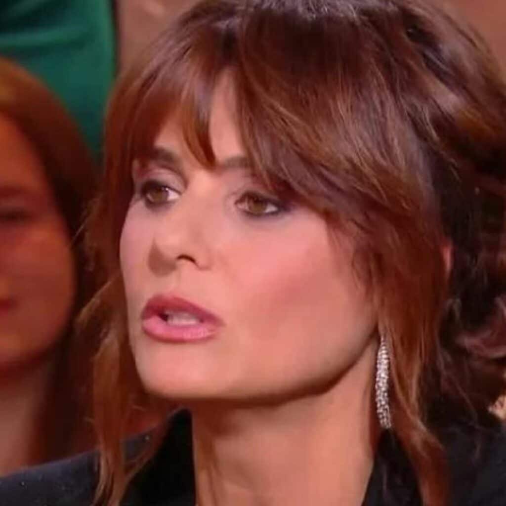 "DSK m’a fait peur" : Faustine Bollaert se confie sur le mauvais comportement du politique avec elle