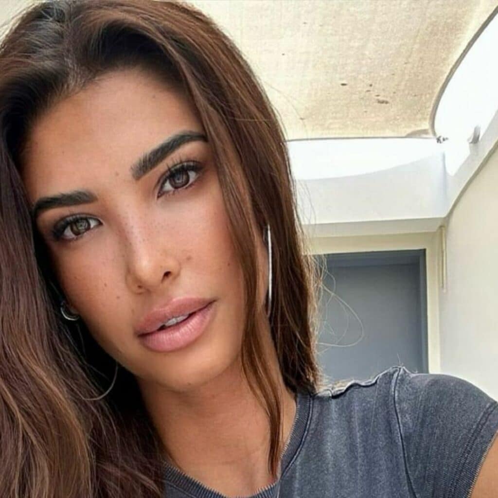 "Ça fait 7 ans que…", très attristée Mélanie Dedigama s'en prend à son ex Bastos