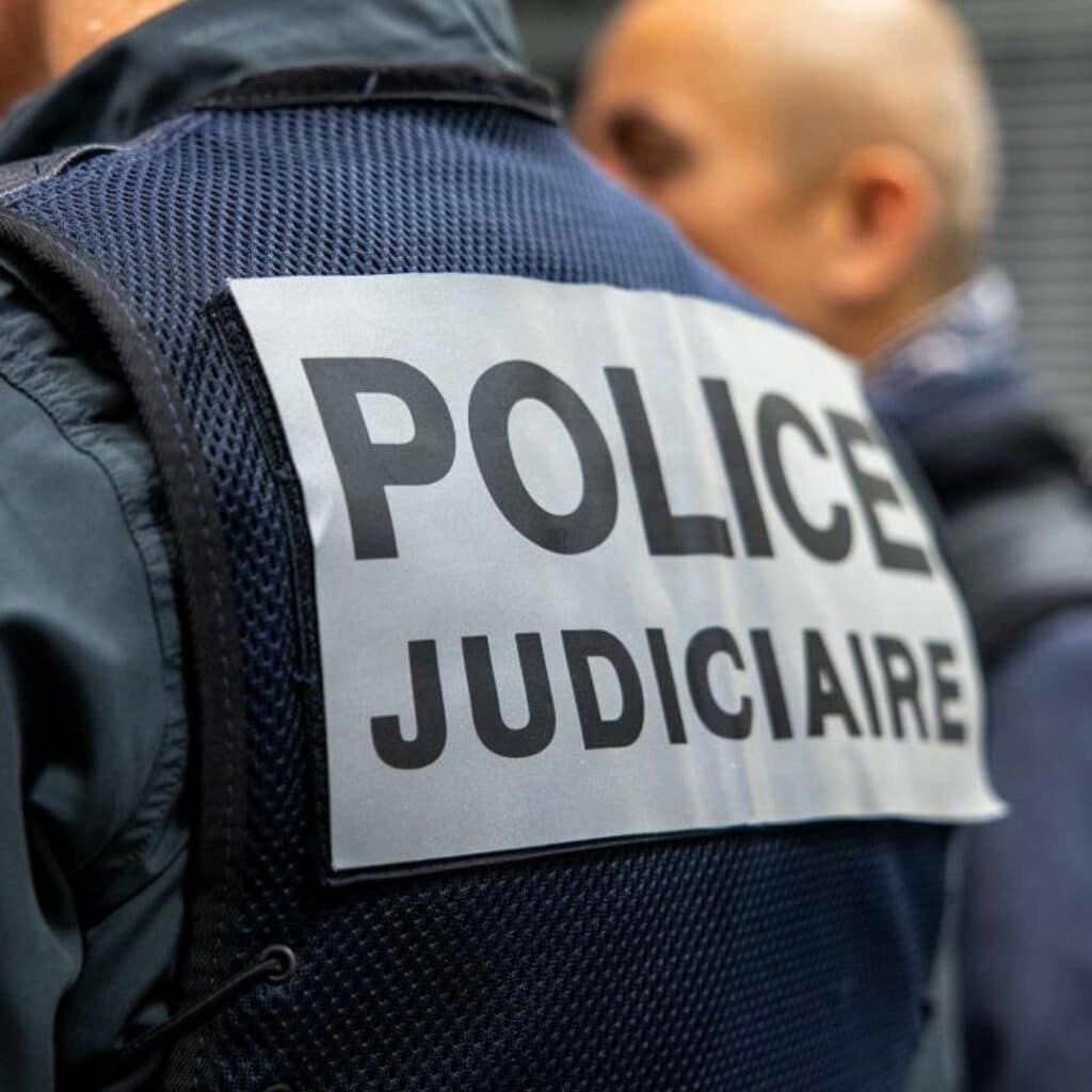 Un couple de français arrêté après avoir voulu sacrifier leur enfant de 5 ans au Sahara