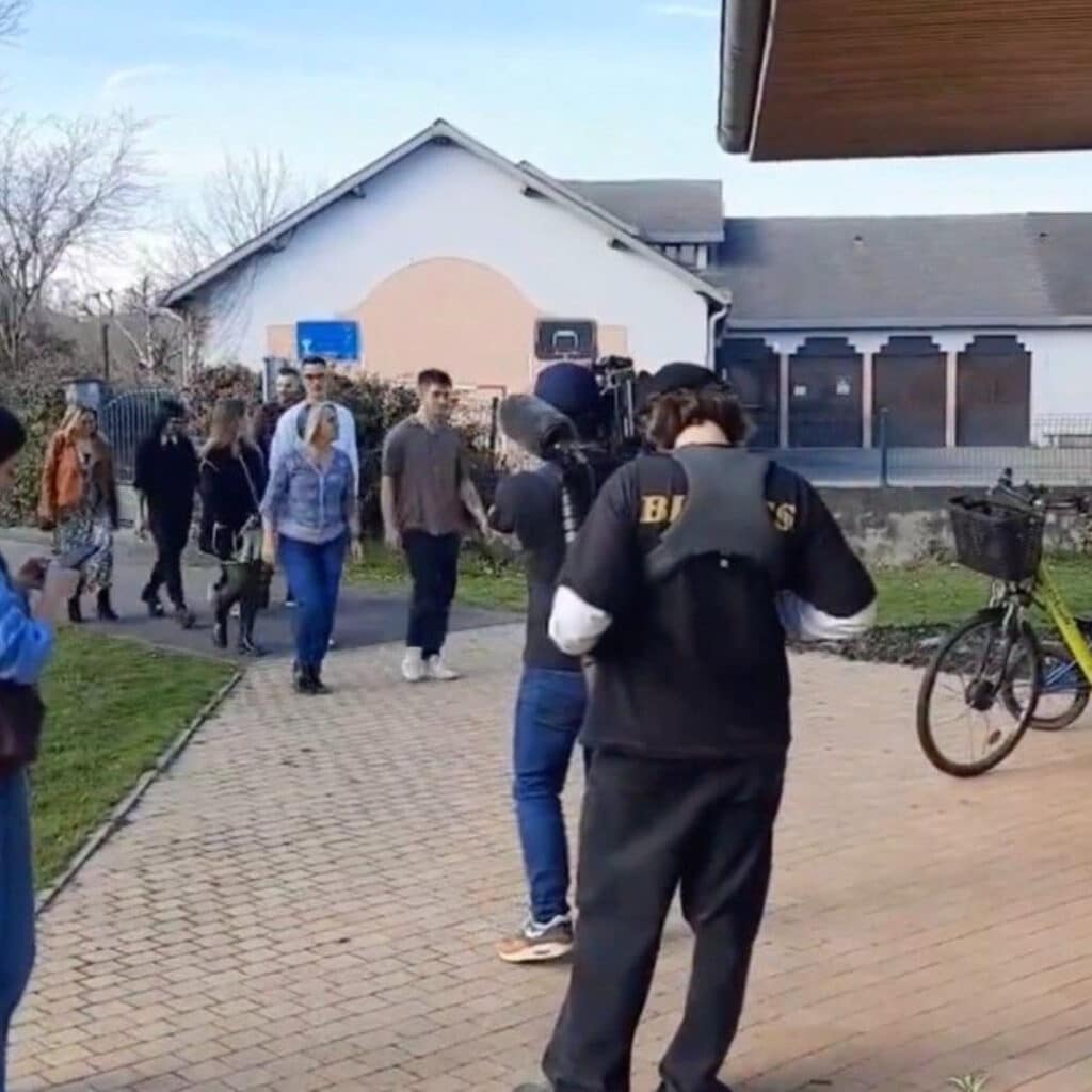 Julien (Star Academy) : de retour dans son village, le peu de personnes présentes interpelle
