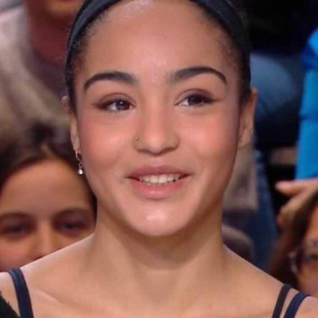 “Elles sont trop mignonnes” : un couple formé à la Star Academy, Candice leur apporte son soutien