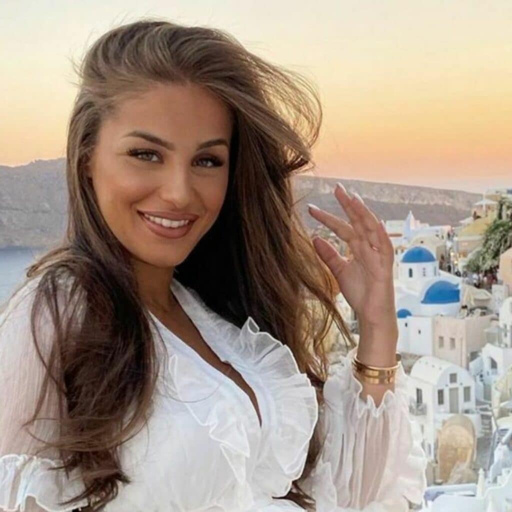 Kamila (Les Cinquante) : 12 kilos en plus, elle montre sa nouvelle silhouette