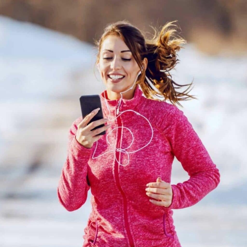 "75 Hard", "Mommy pooch workout" : ces trends fitness sur TikTok seraient dangereuses pour la santé