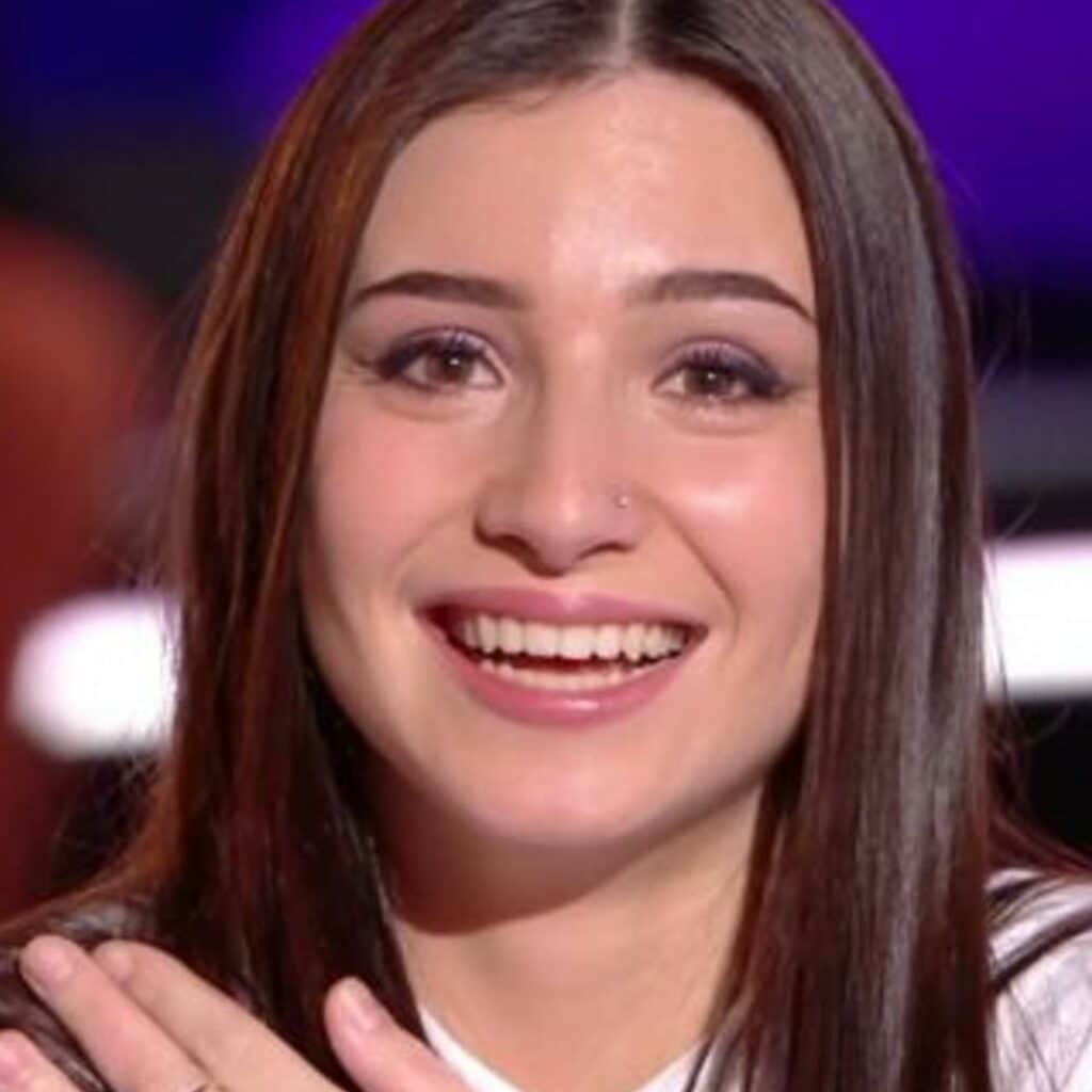 Lénie (Star Academy) : méconnaissable, elle change de look et devient blonde