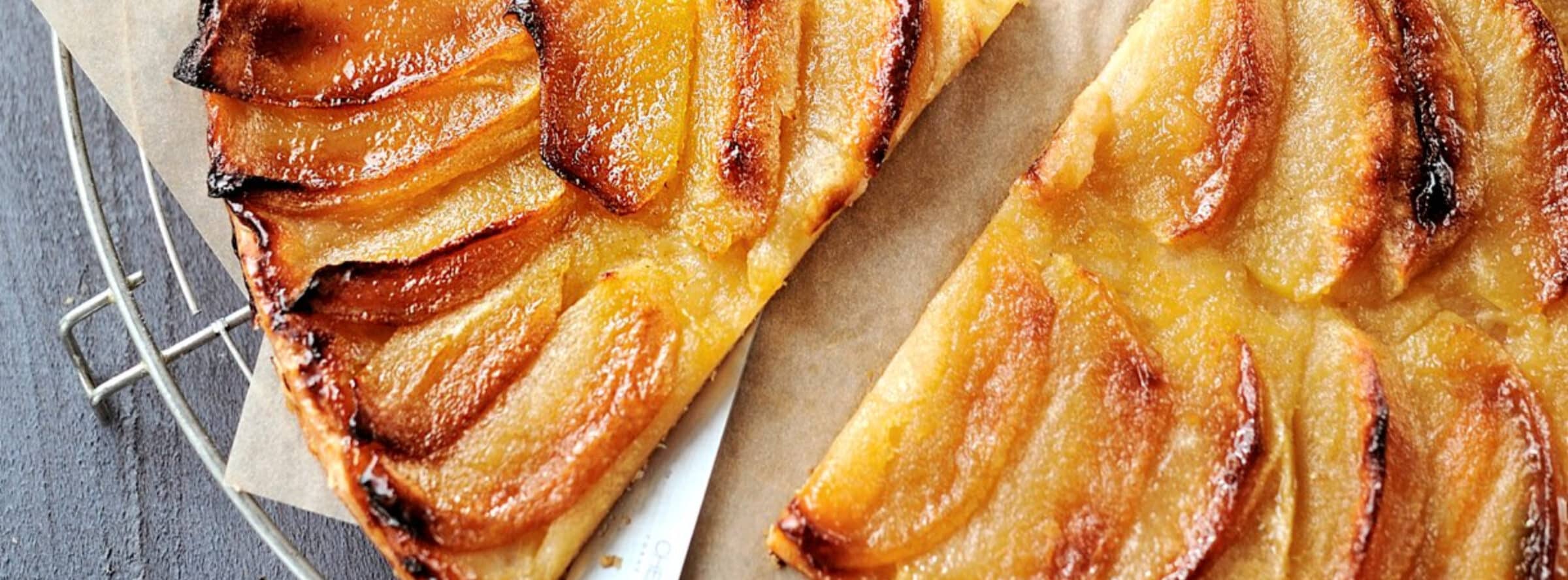 Il achète une tarte aux pommes et trouve un stylo-bille fondu à l'intérieur ! Il trouve un stylo-bille fondu dans sa tarte aux pommes achetée au supermarché