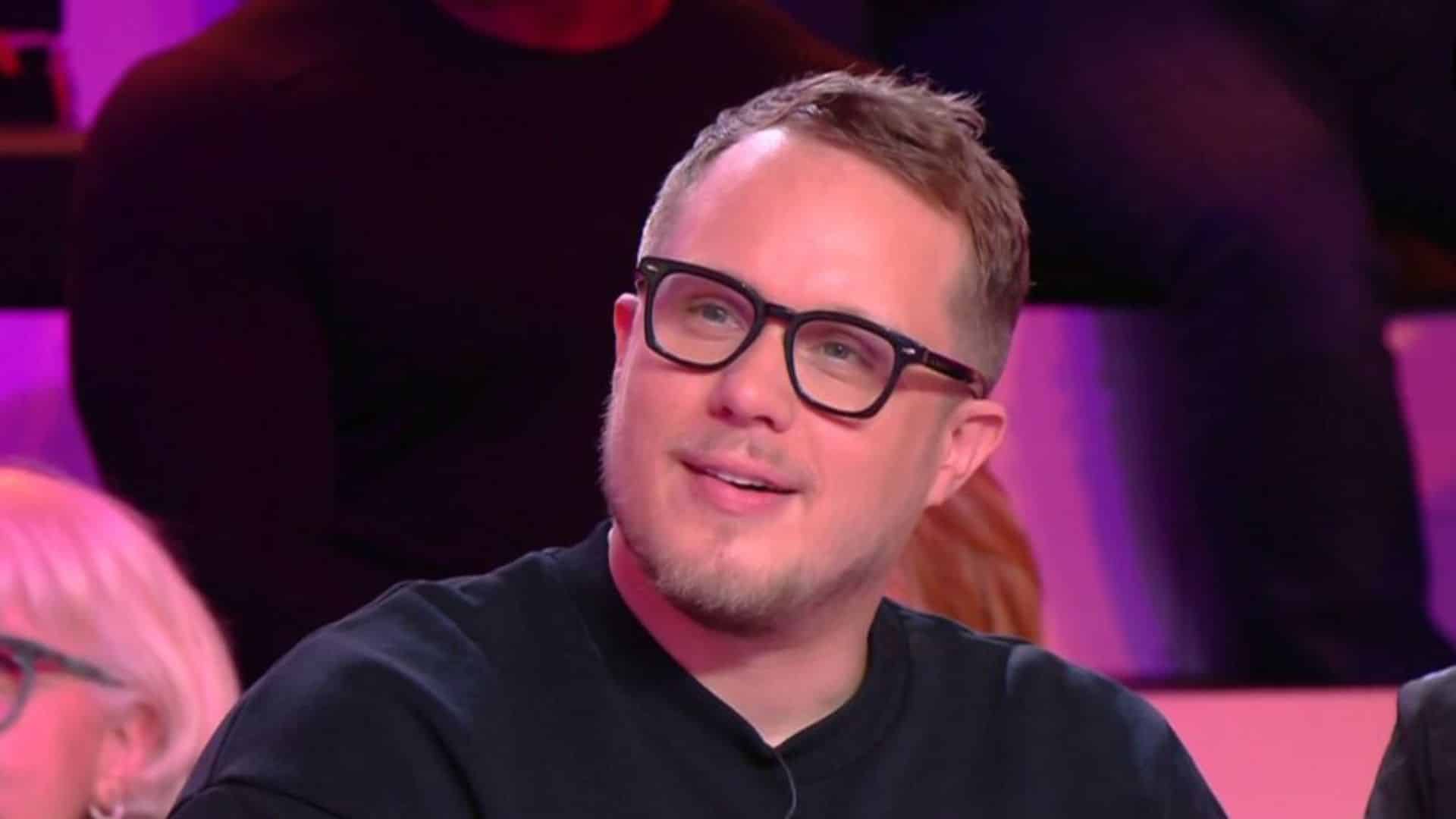 Guillaume Genton : une photo de son bébé diffusée, les chroniqueurs de TPMP embarrassés