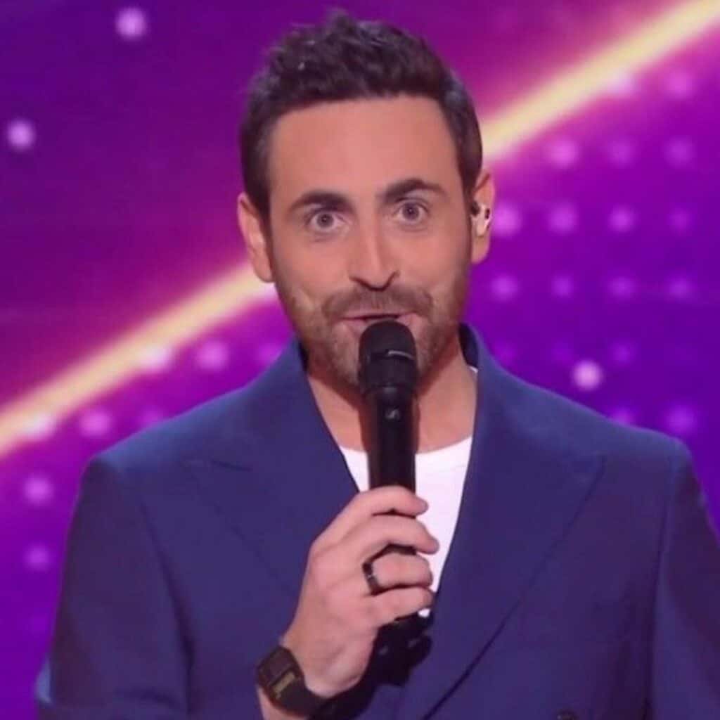 Camille Combal : aurait-il dévoilé le nom du prochain éliminé dans DALS ? Un message interpelle