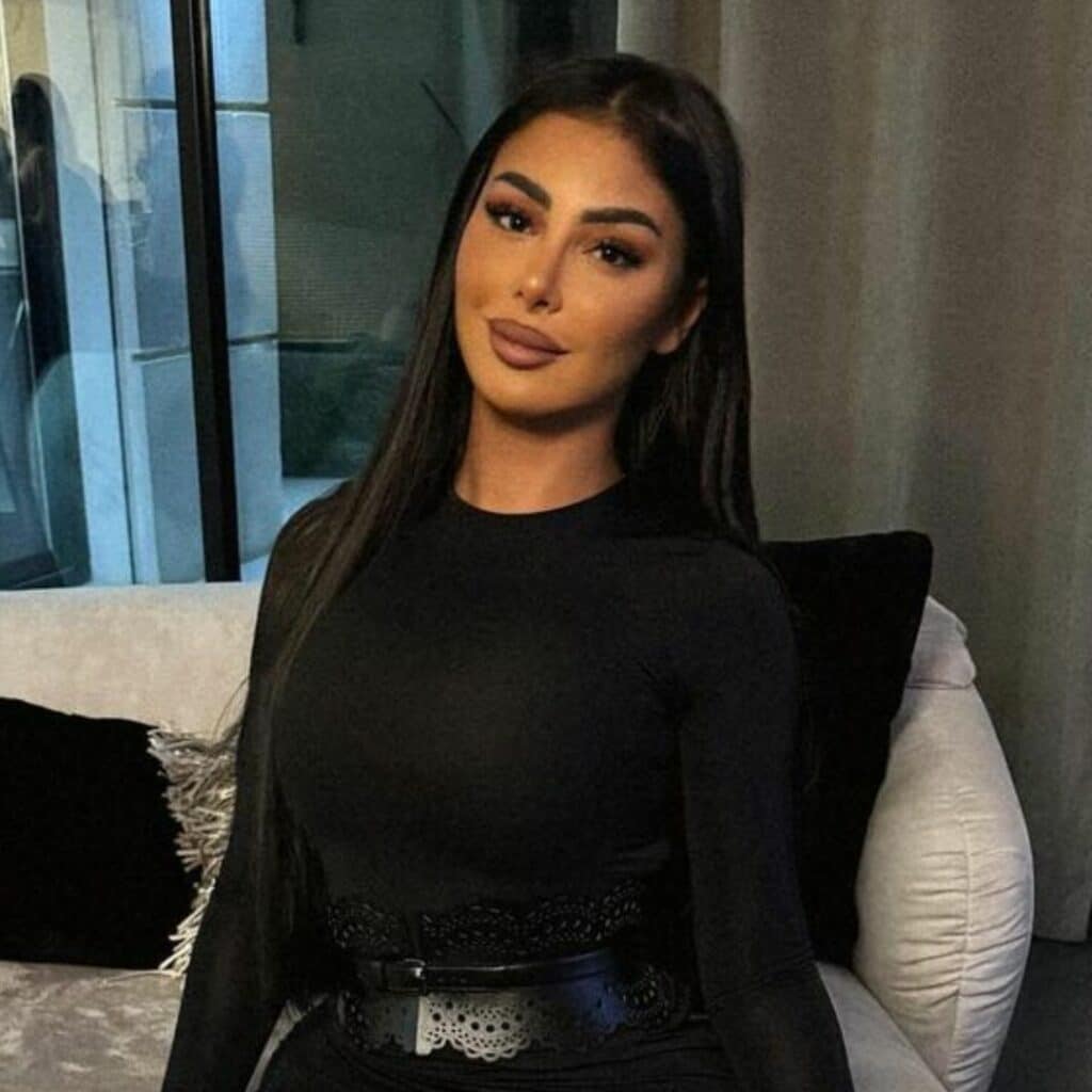 Maeva Ghennam : à nouveau trahie par une personne proche, elle s'exprime