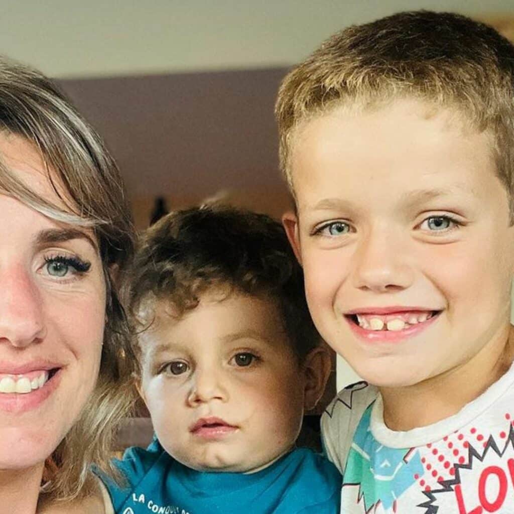 Claire (ADP) : après un passage aux urgences, elle donne des nouvelles de son fils