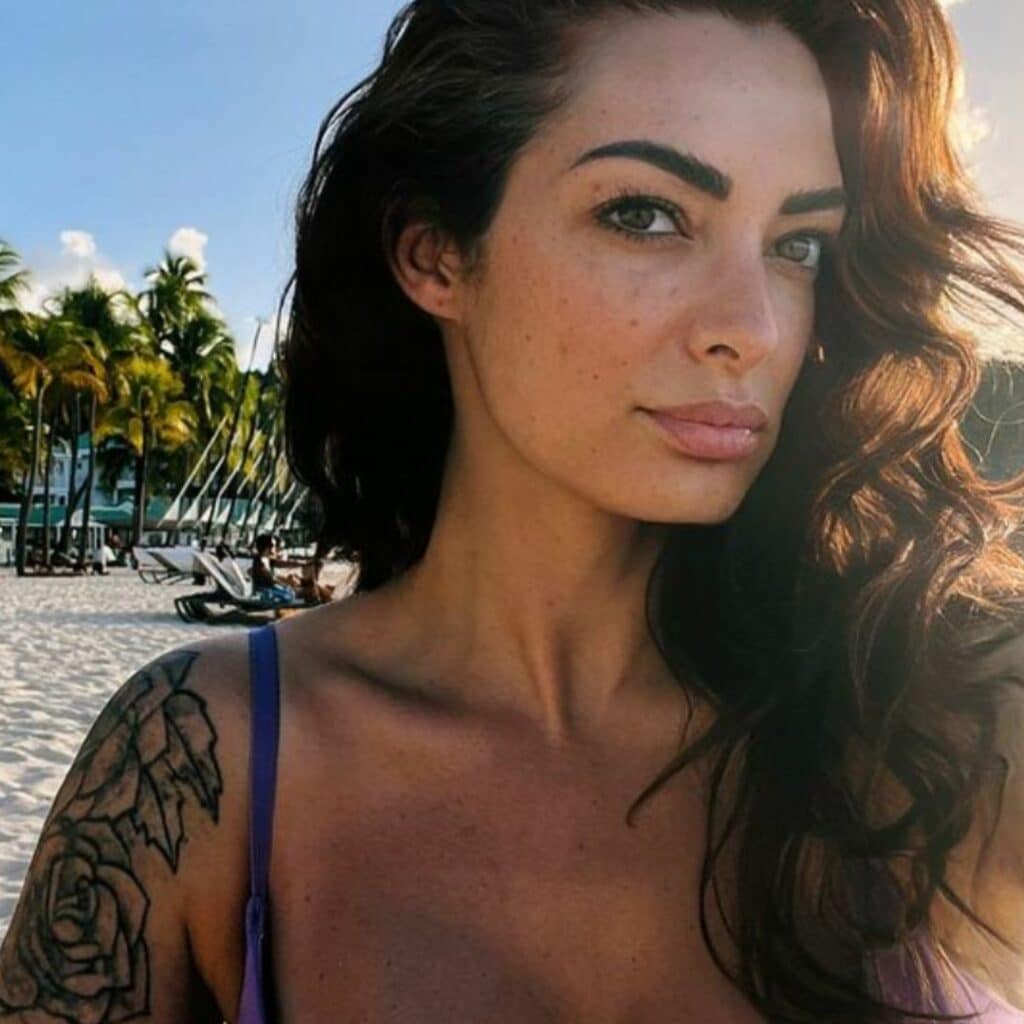 Émilie Nef Naf : elle serait de nouveau en couple avec un footballeur