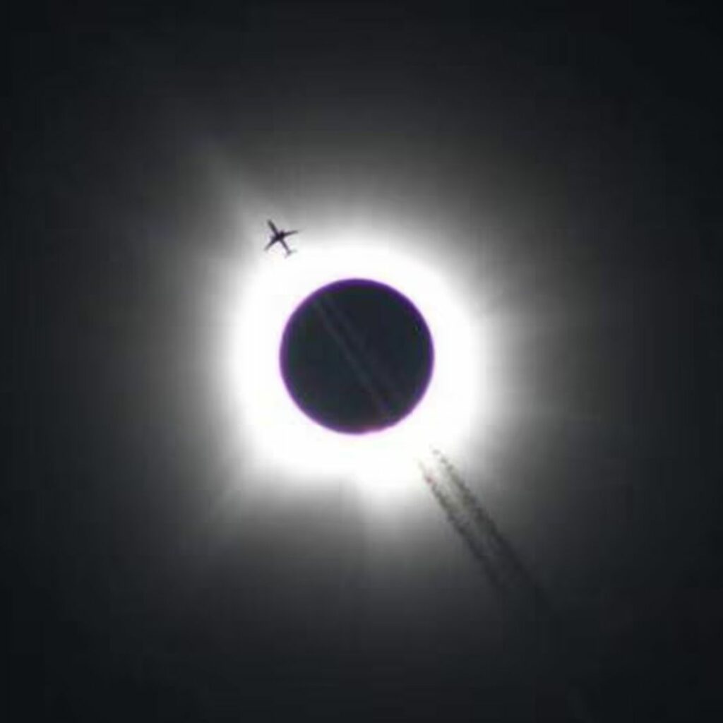 Éclipse 2024 : apeurée, une femme ôte la vie à son conjoint et sa fille de 8 mois