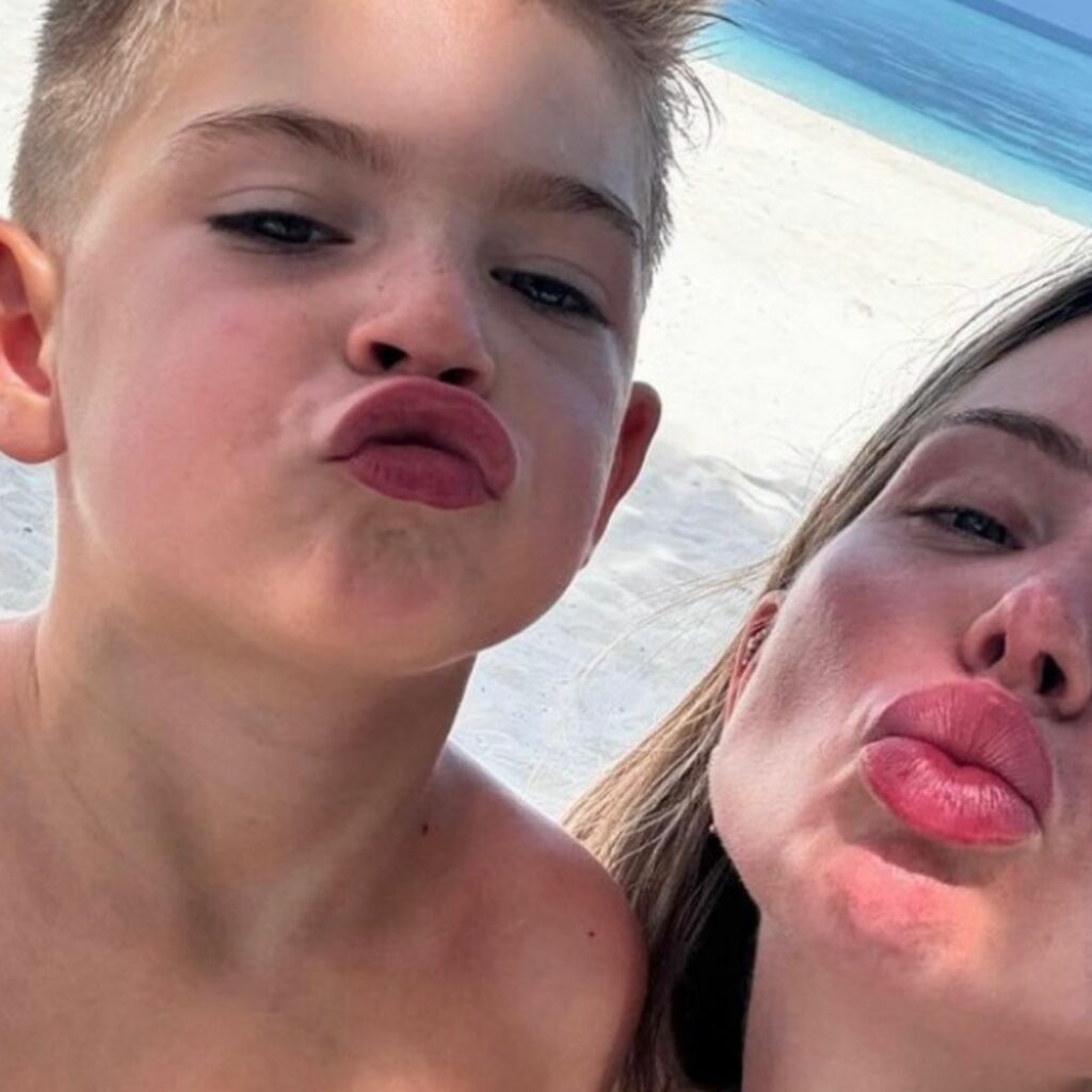 Jessica Thivenin : elle met une robe à son fils Maylone et fait réagir les internautes