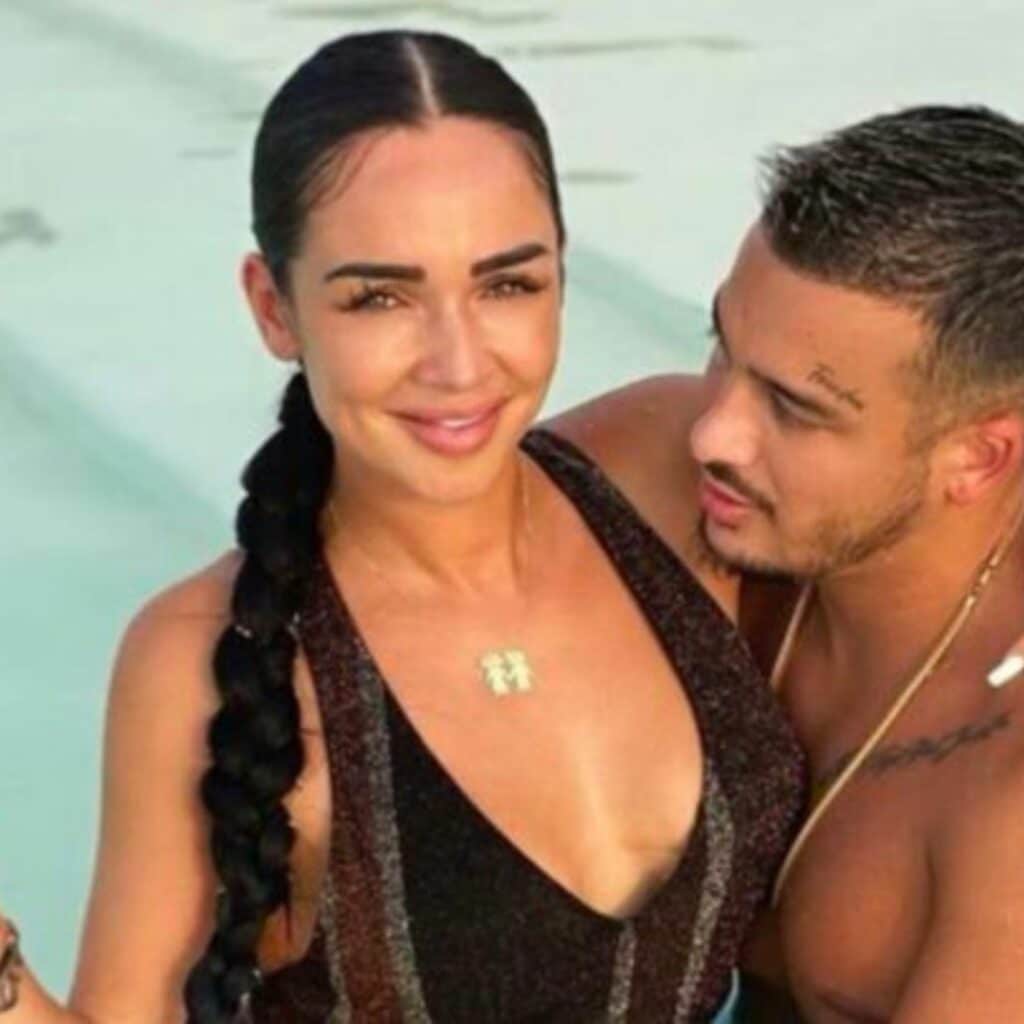 Jazz Correia : ses vacances aux Maldives avec Laurent font réagir les internautes