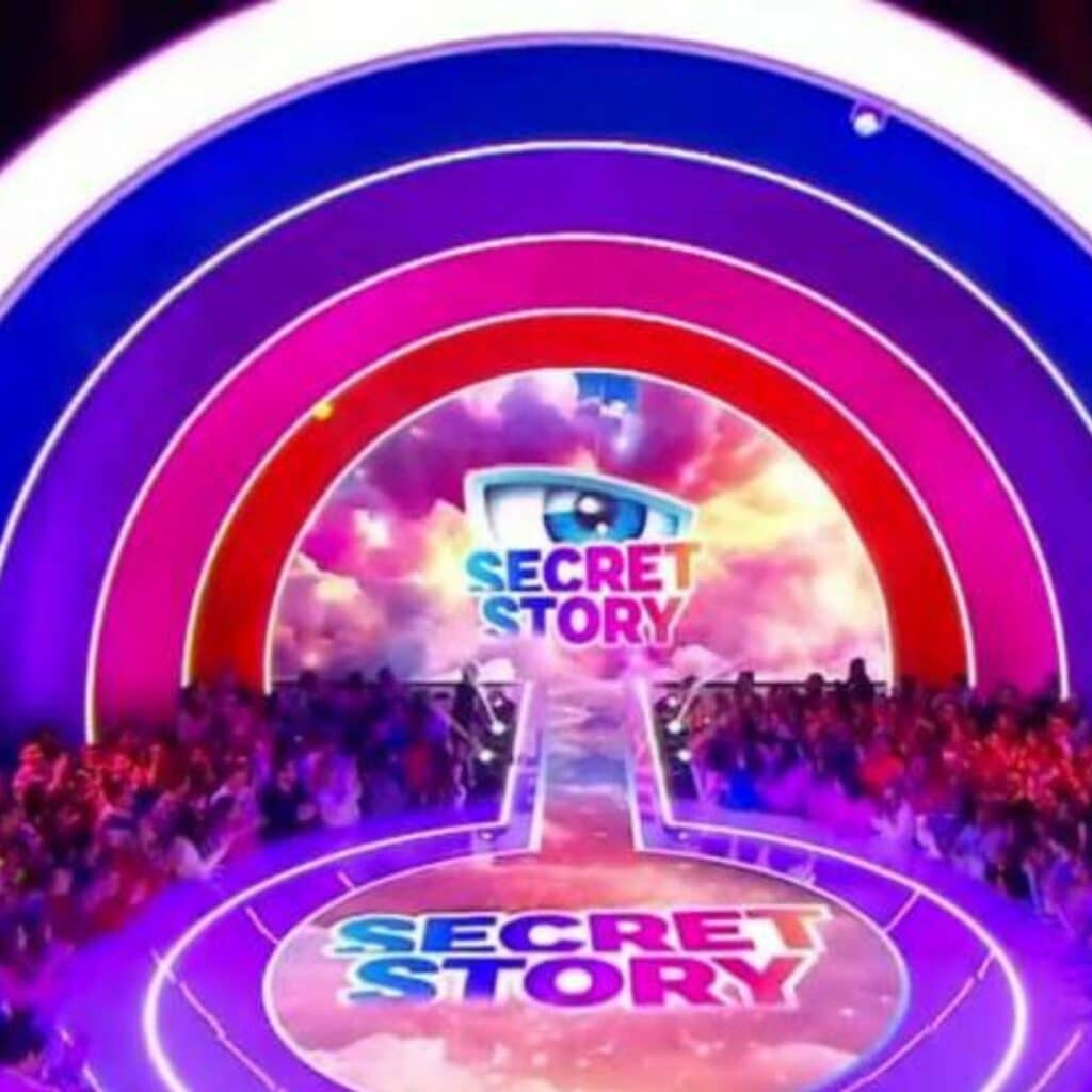 Secret Story : un candidat se fait larguer par sa chérie pendant le direct