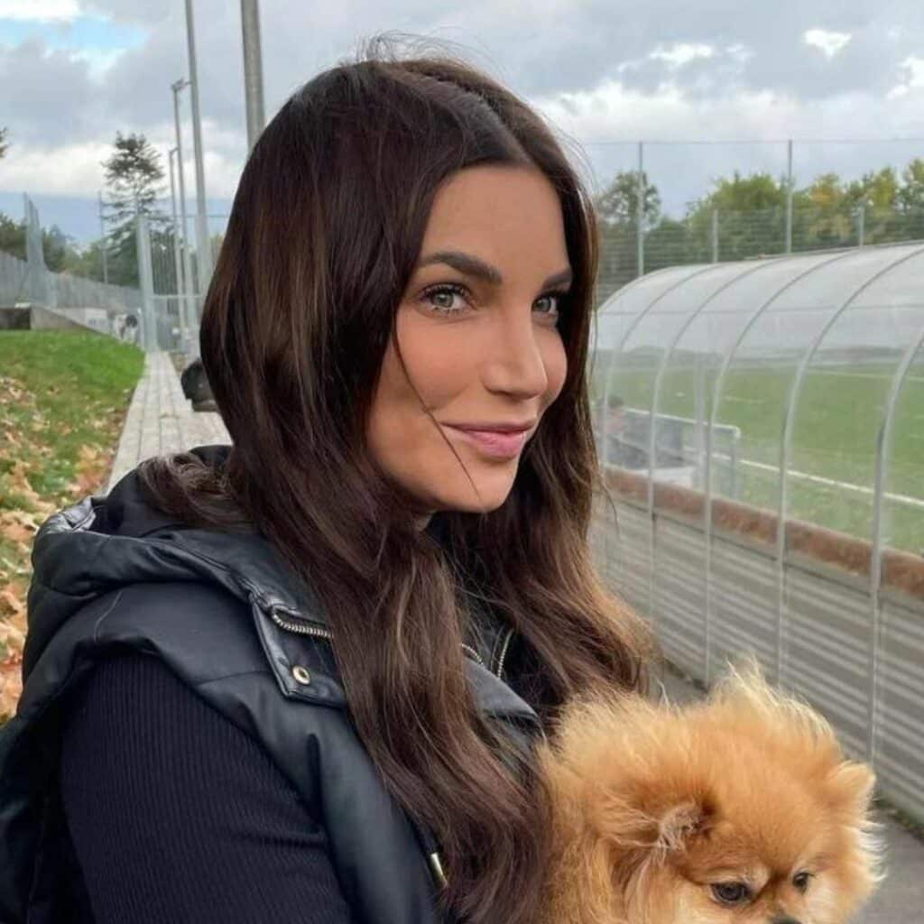 Nadège Lacroix : de nouveau en couple avec Emanuel après ses tromperies, elle répond aux critiques