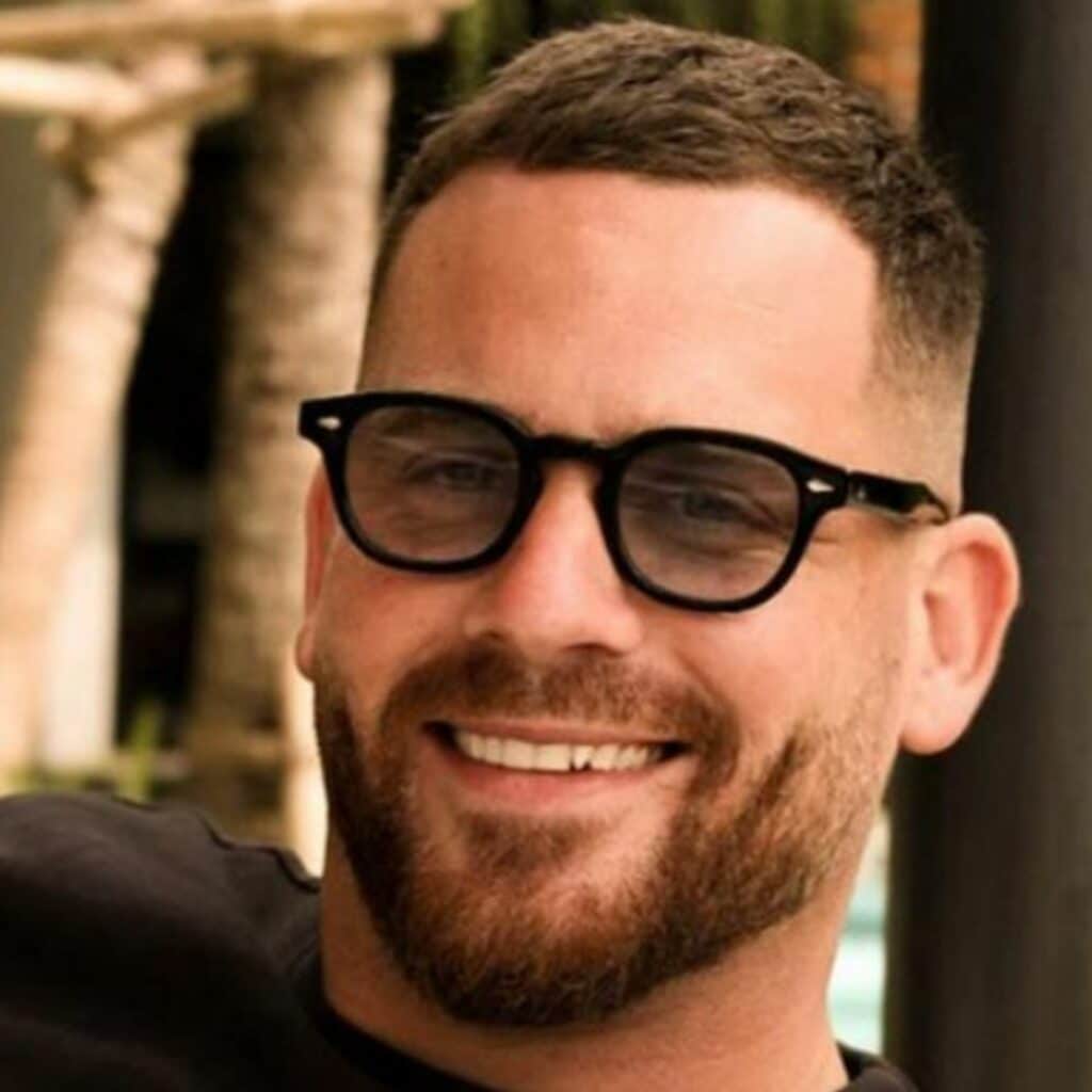 Raphaël Pépin : fou amoureux de sa chérie Lorine, il la présente officiellement à ses fans