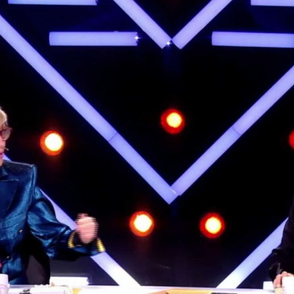 Inès Reg (Mask Singer) : taclée par Chantal Ladesou, elle lui répond