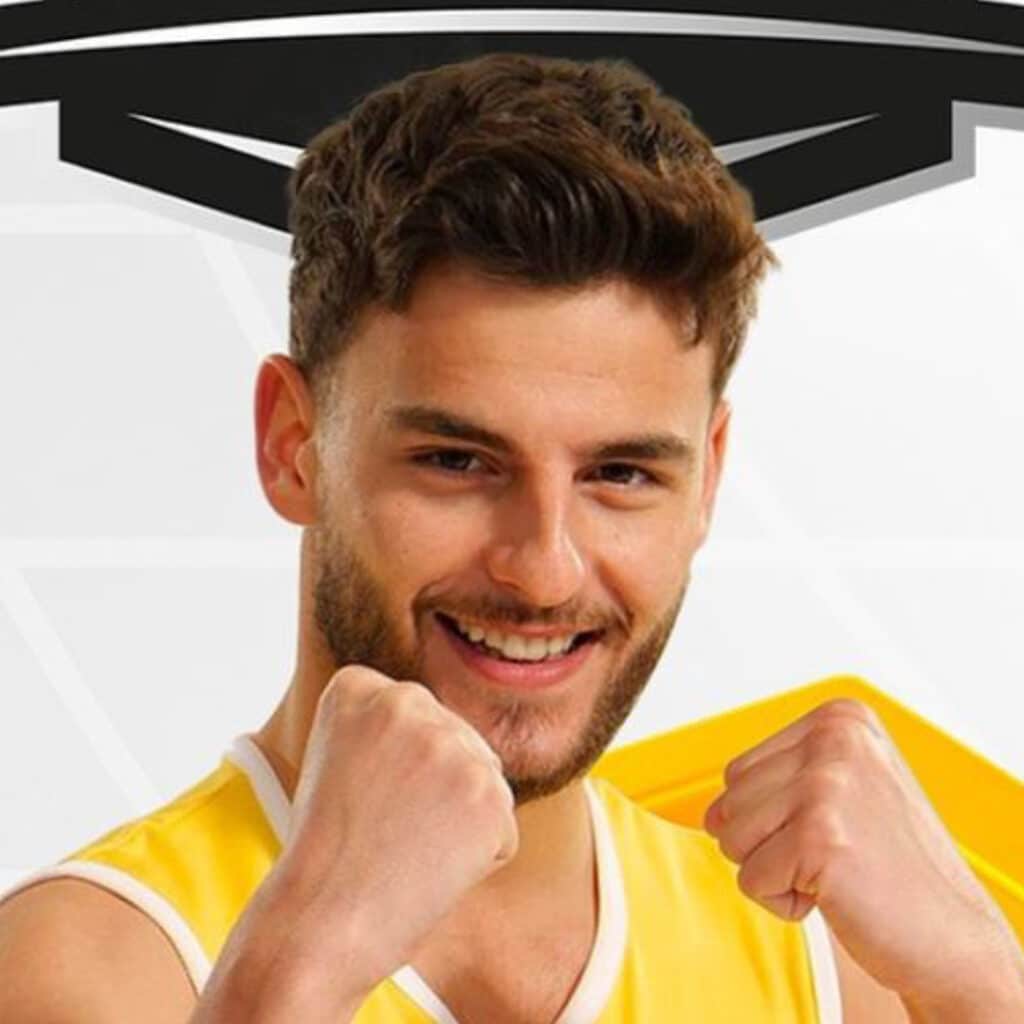 "On a craqué" : Simon Castaldi se confie sur le tournage des Apprentis Champions