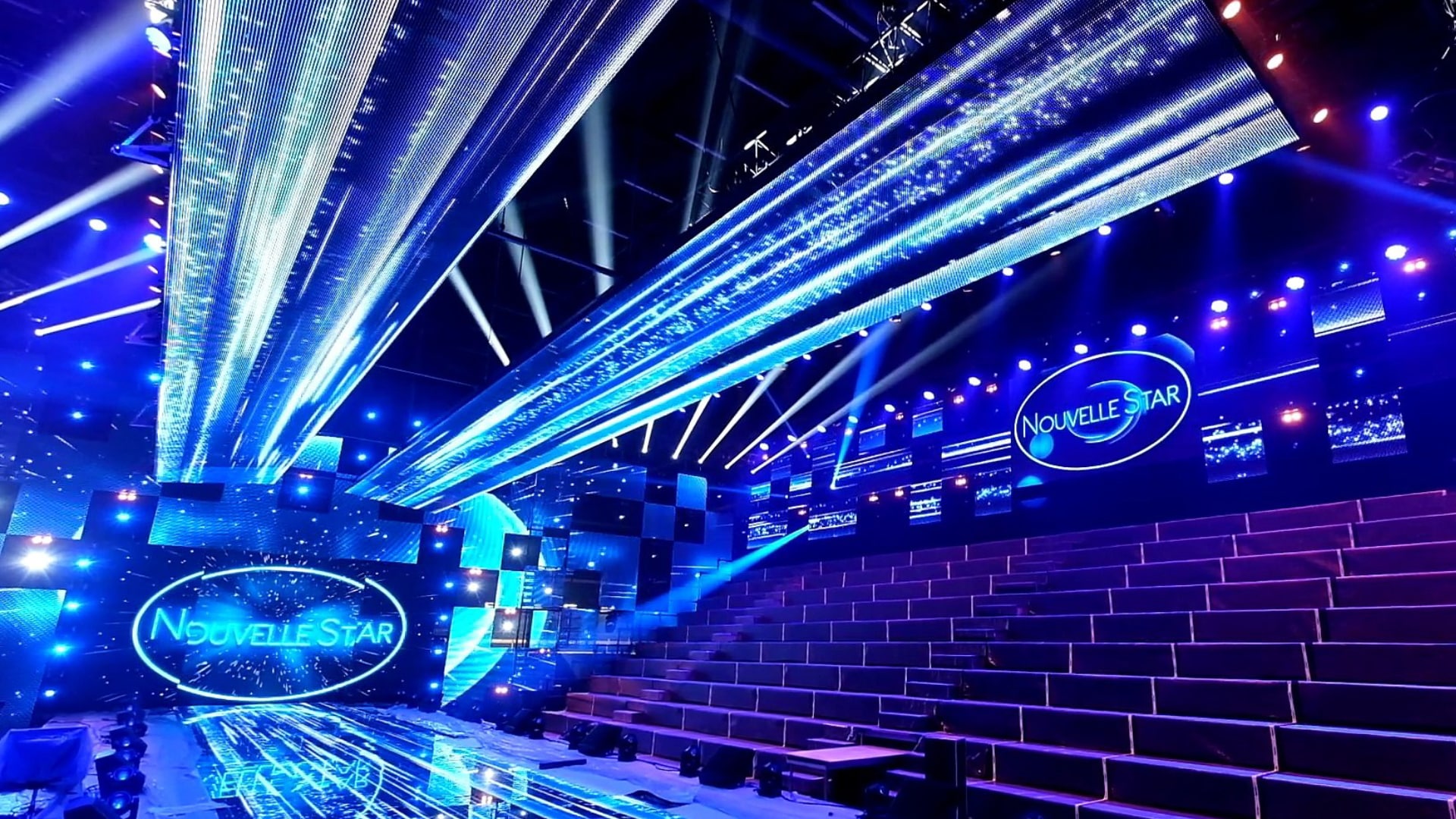 Nouvelle Star : une membre du jury photographiée en train de faire la manche, elle s'explique