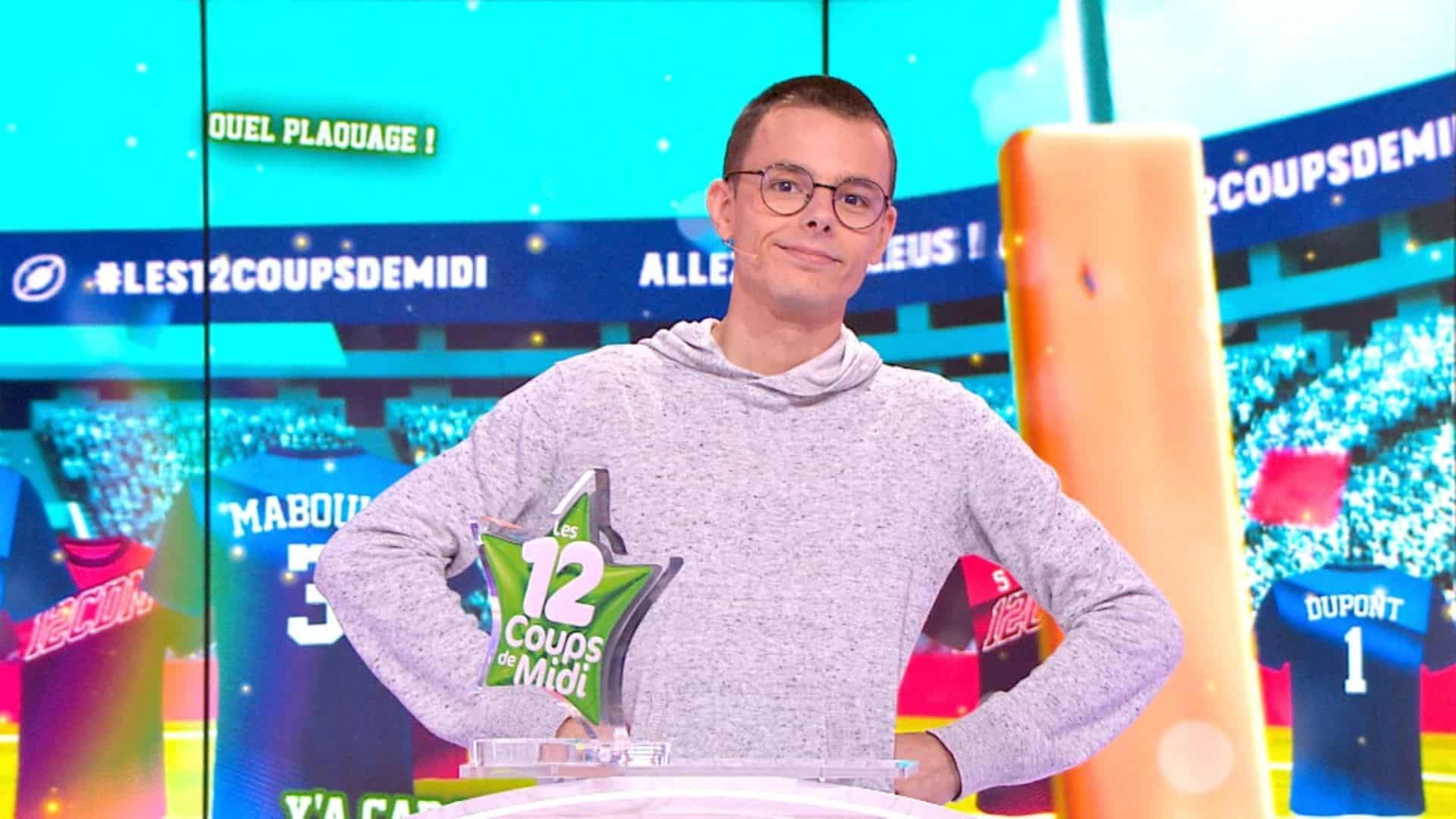 Émilien (Les 12 coups de midi) : un proche du candidat récupère tous ses cadeaux et voitures gagnés dans l'émission