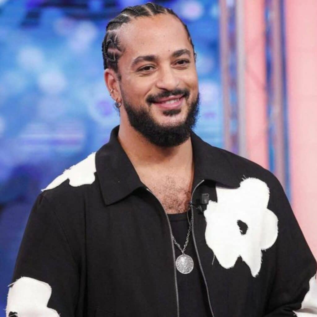 Slimane : après sa participation à l'Eurovision, le chanteur remporte un prix à l'étranger