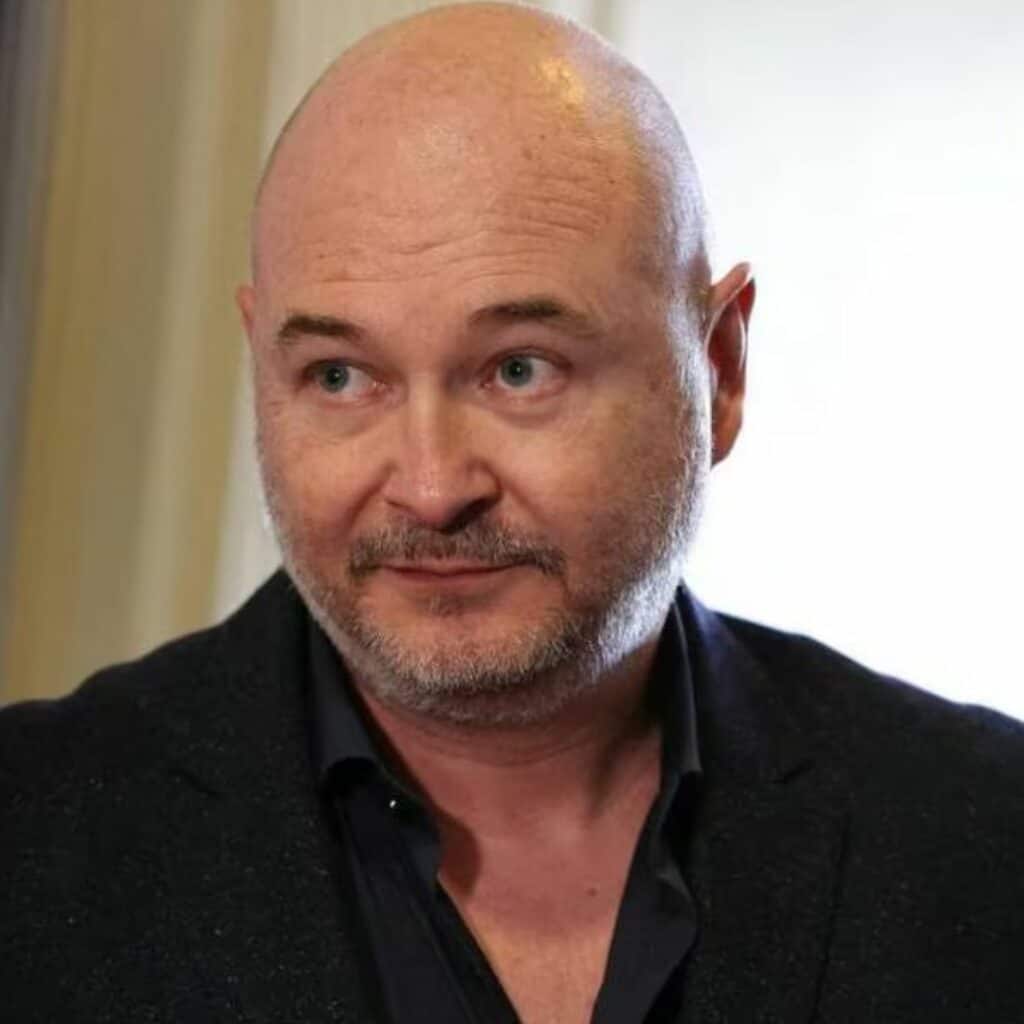 Cauet : sa demande de retour à l'antenne de NRJ 12 officiellement refusée, son avocat s'exprime