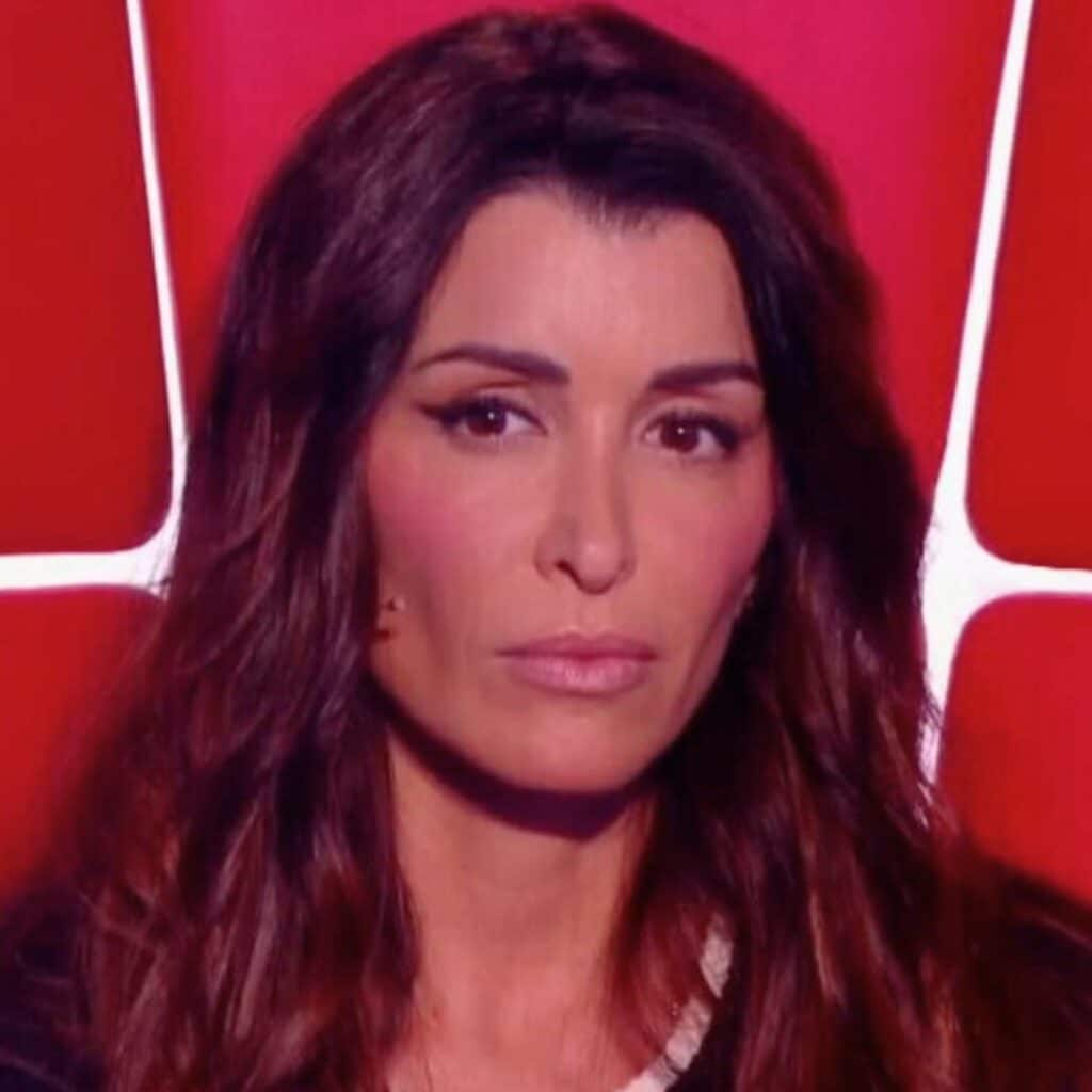 Jenifer (The Voice 2024) : on connaît le prix de sa tenue ultra girly
