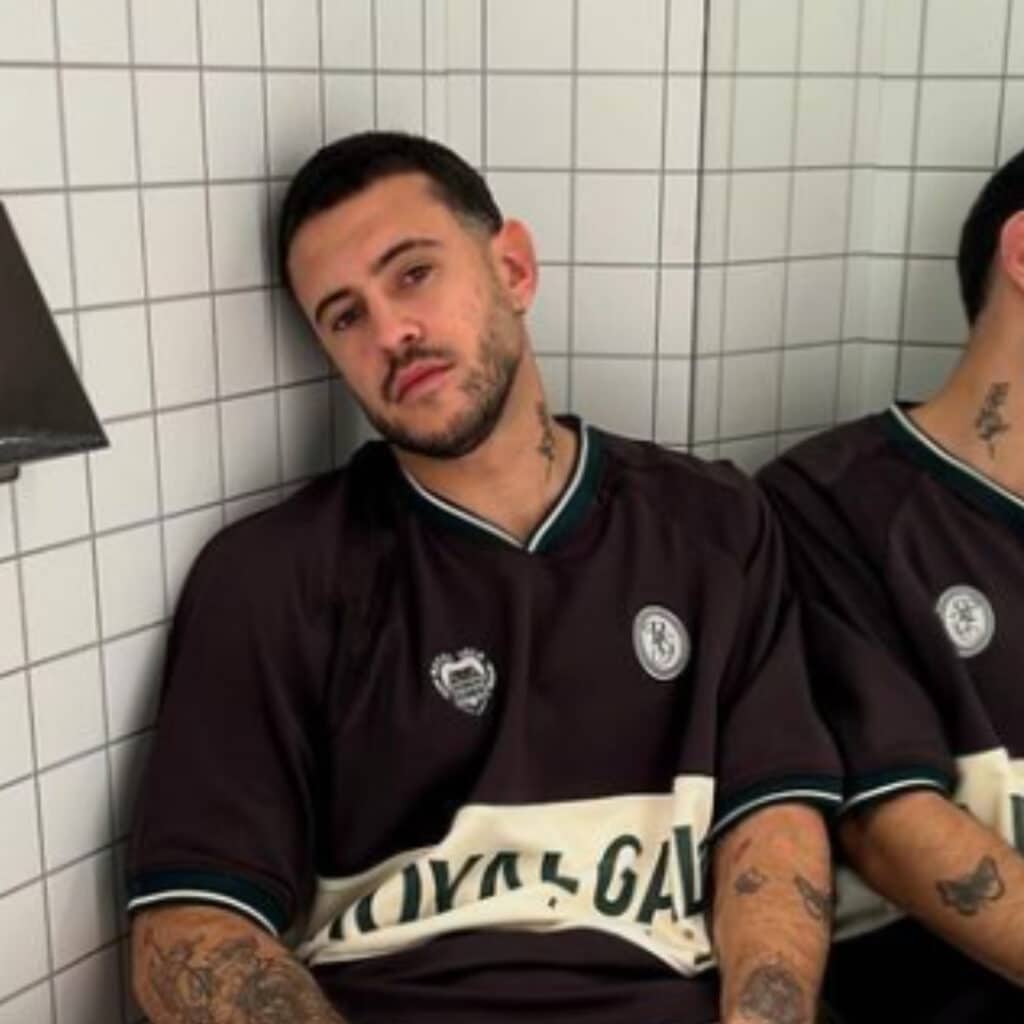 Gabriel (La Villa des coeurs brisés) : il serait en couple avec une candidate des Marseillais sur le tournage