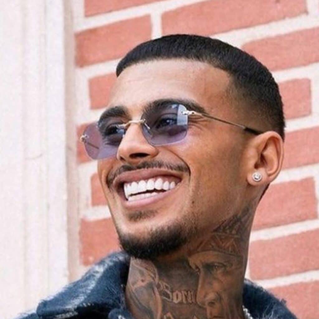 Greg Yega : de nouveau en couple ? Une photo avec sa nouvelle conquête fuite