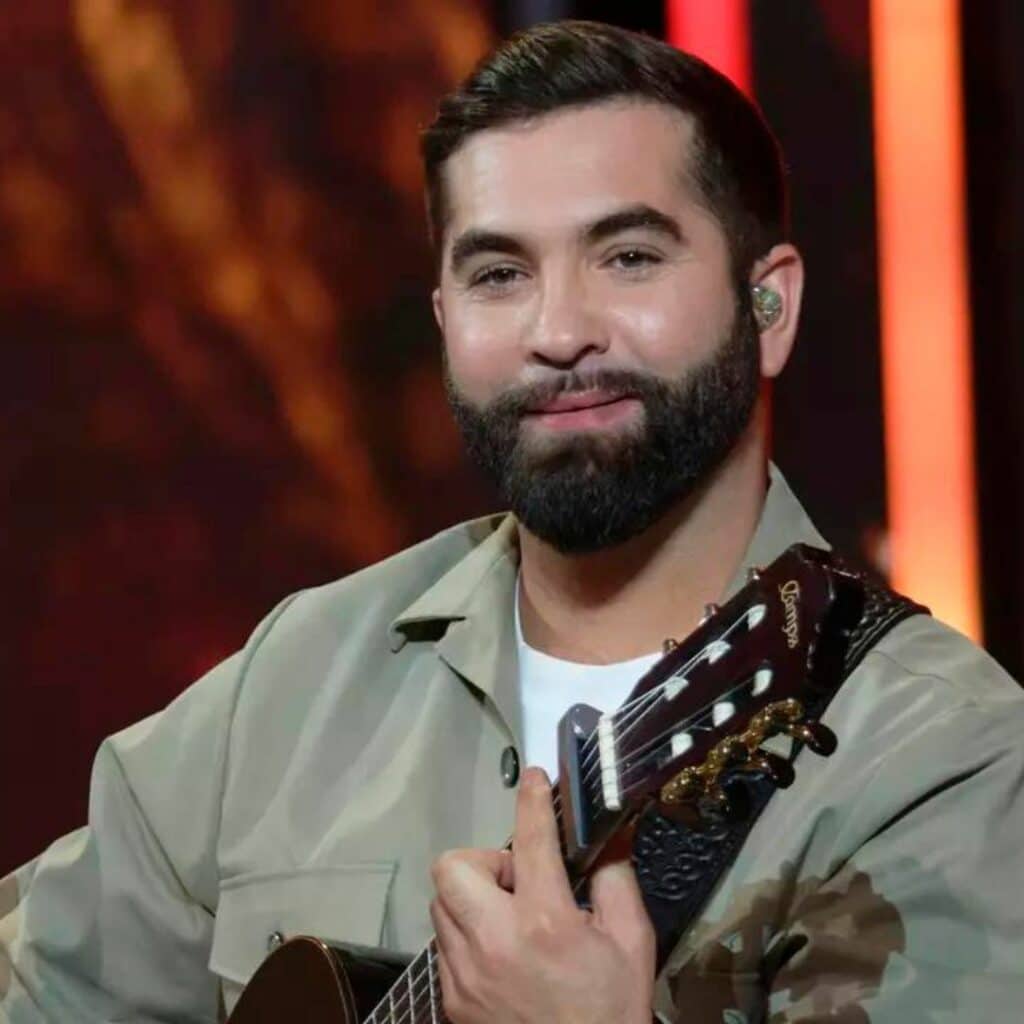 Kendji Girac : sa compagne Soraya dément avoir quitté la France