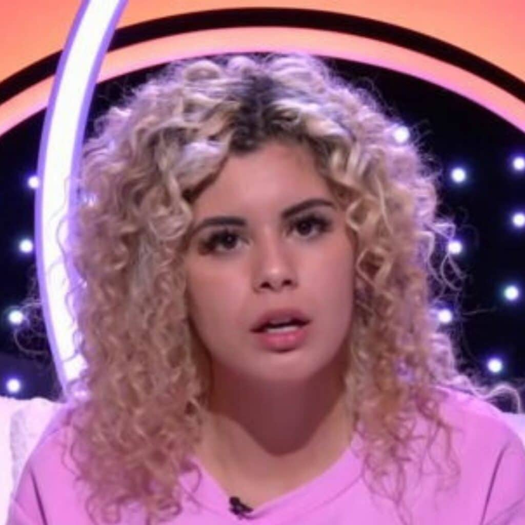 Zoé (Secret Story) : en couple avec Jérémy, elle le montre en photo