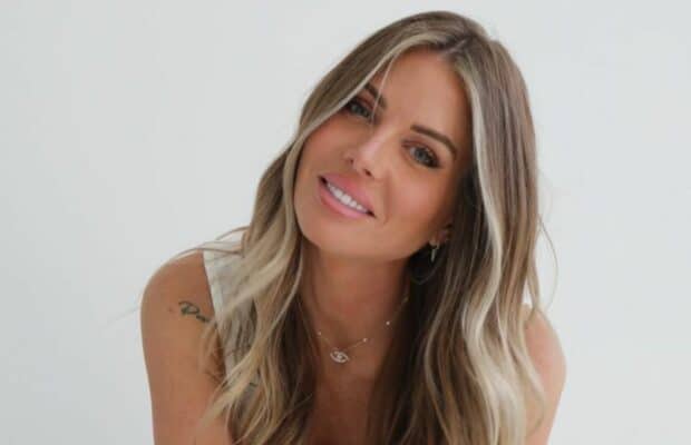 Jessica Thivenin : son placement de produit à l'hôpital avec son papa hospitalisé fait réagir les internautes, elle s'explique