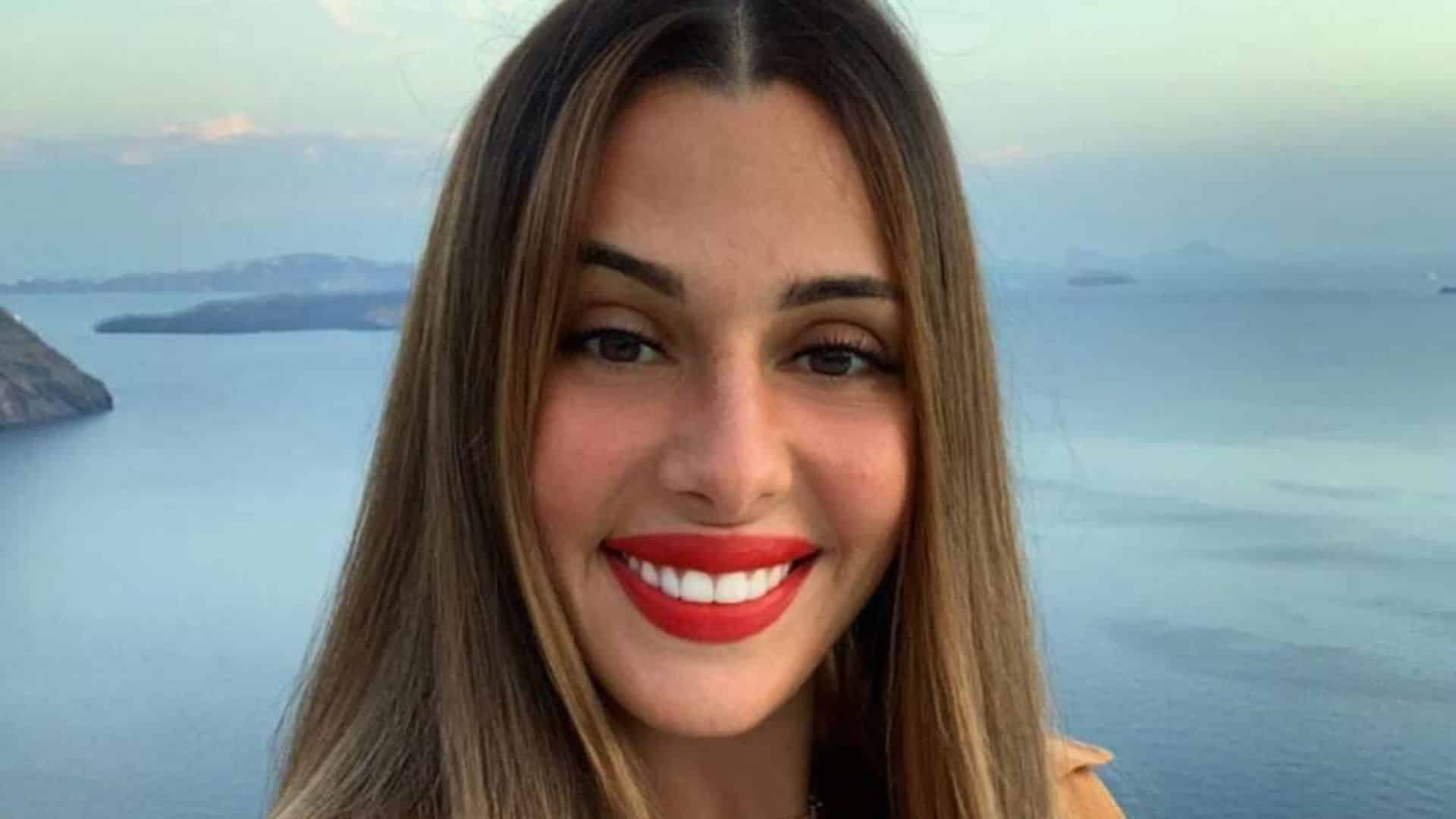 Coralie Porrovecchio : elle se montre en décolleté et se fait reprendre par les internautes